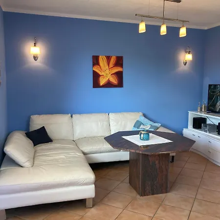 Modern Ausgestattete In Ruhiger Lage *